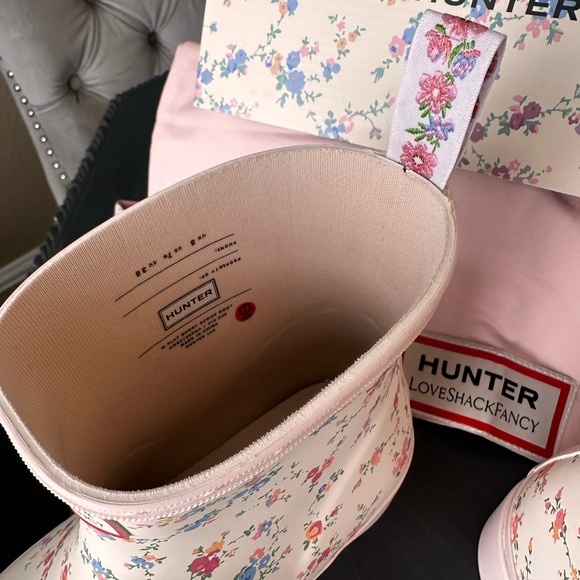 Women’s Hunter Loveshack Fancy Floral Rain Boots - Sz7 - Picture 4 of 5